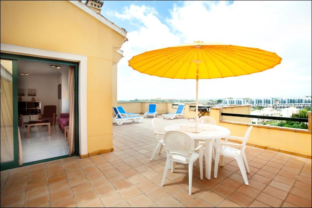 Apartamentos Lomas De Campoamor Quarto foto